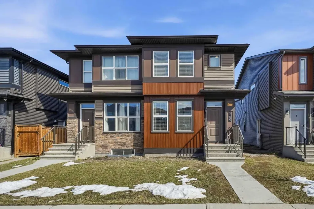 200 Corner Meadows Way NE Calgary AB T3N 1Y4