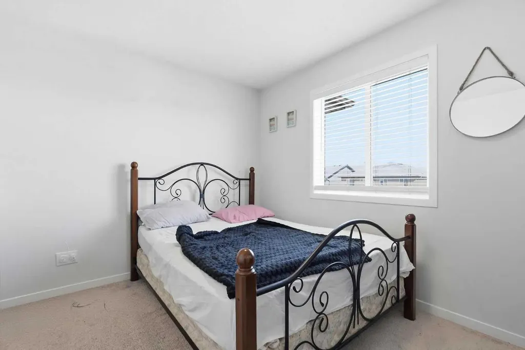 200 Corner Meadows Way NE Calgary AB T3N 1Y4