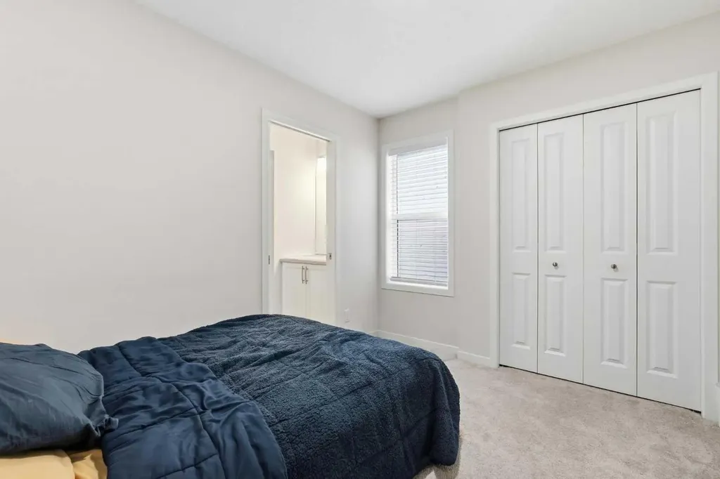 200 Corner Meadows Way NE Calgary AB T3N 1Y4