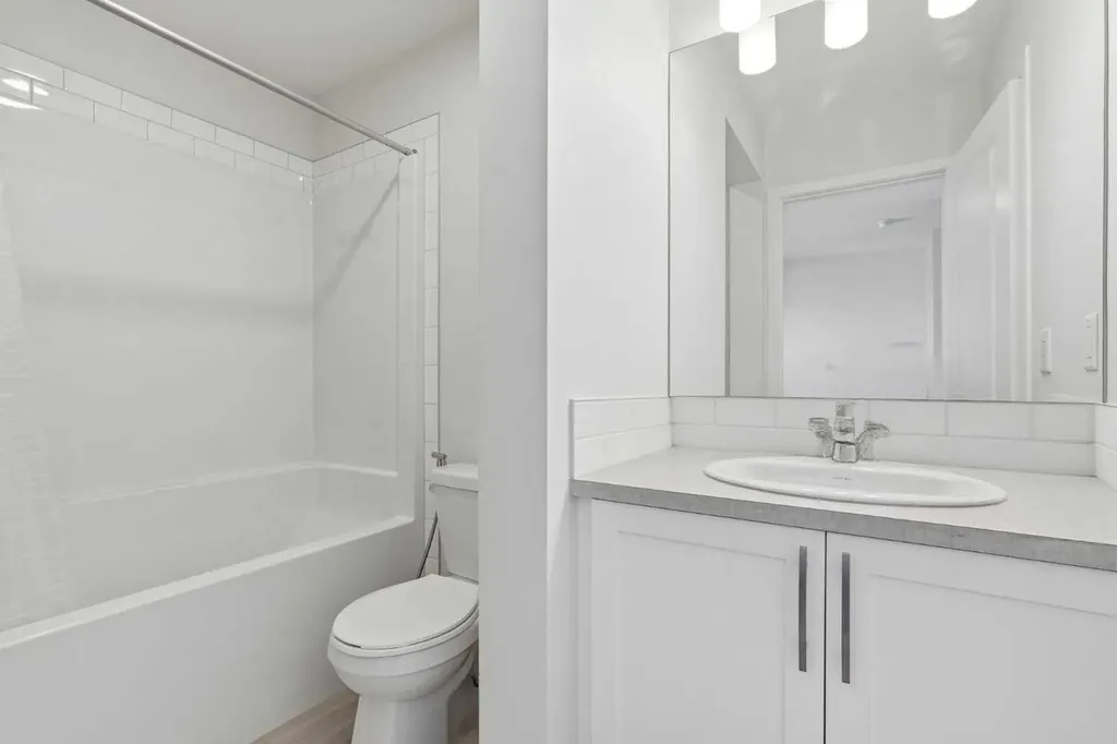 200 Corner Meadows Way NE Calgary AB T3N 1Y4