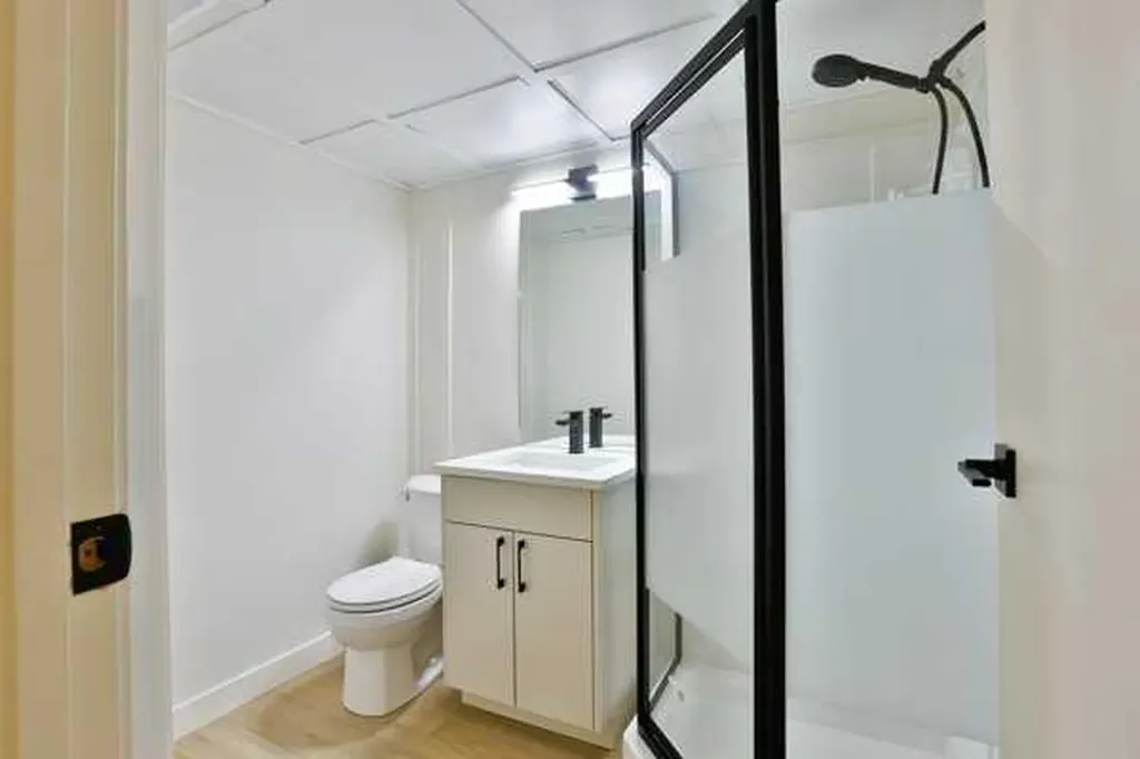 418 Dieppe Boulevard S Lethbridge AB T1J3X1