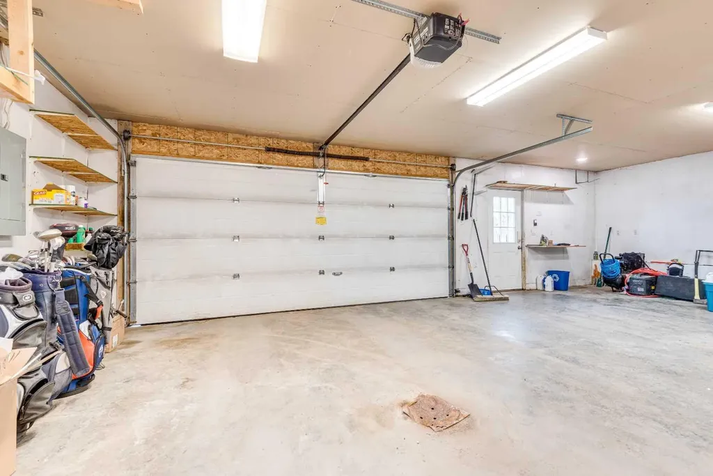 311081 Rge Road 225 Rural Kneehill County AB T0M 2A0