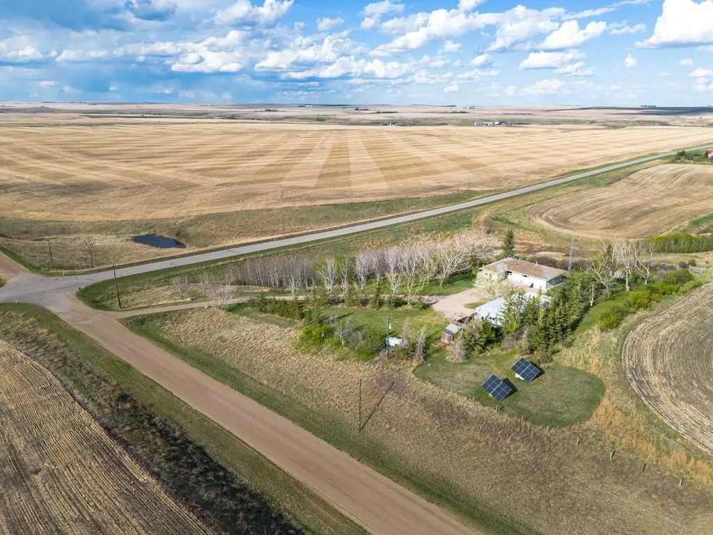 311081 Rge Road 225 Rural Kneehill County AB T0M 2A0