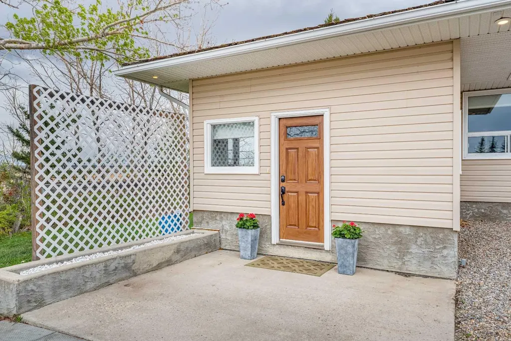 311081 Rge Road 225 Rural Kneehill County AB T0M 2A0