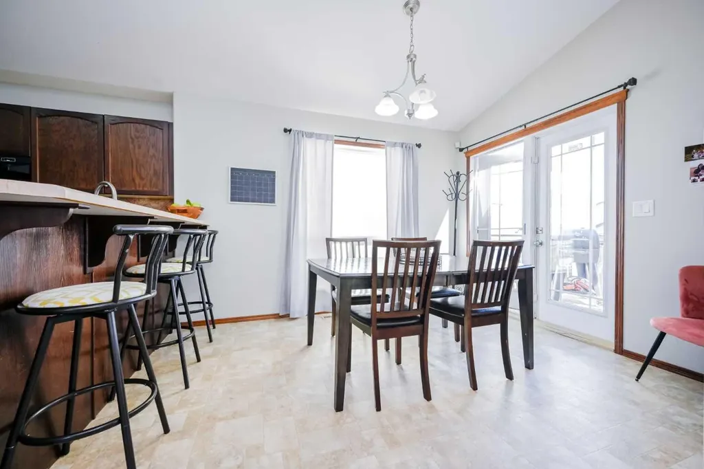 9321 91 Street Grande Prairie AB T8X 0C7