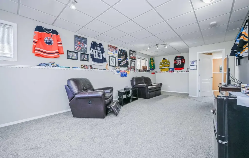 9321 91 Street Grande Prairie AB T8X 0C7