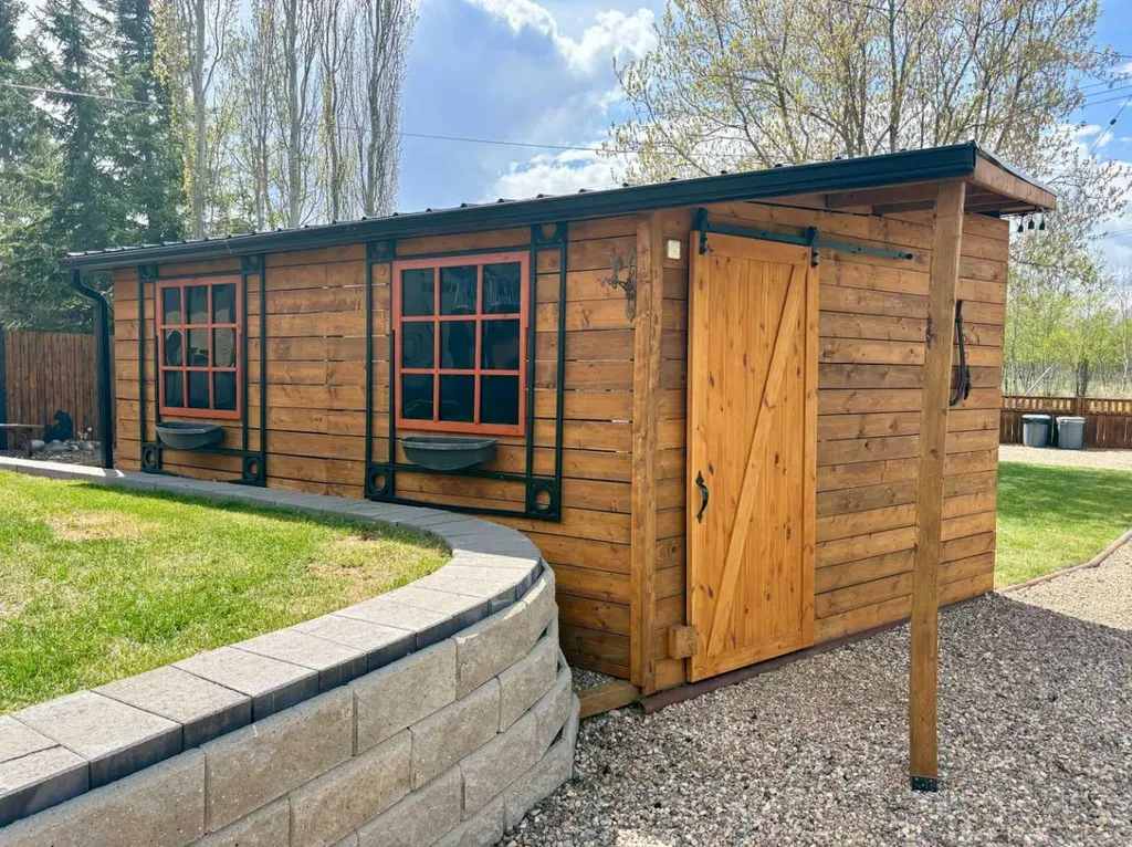 4632 51 Street Mannville AB T0B 2W0