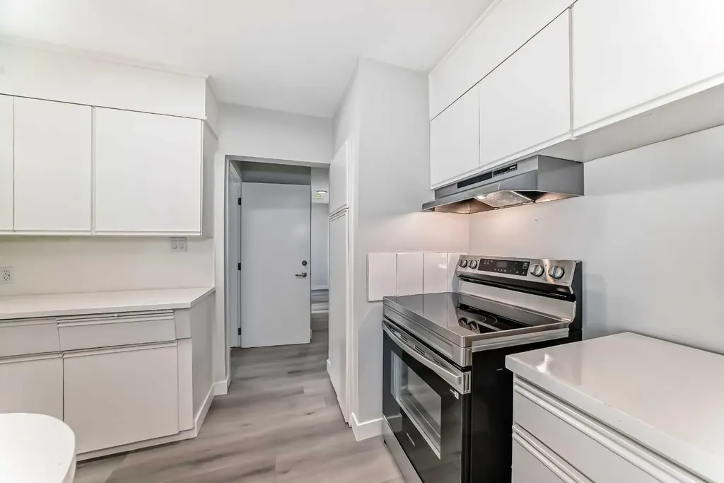 1508 45 Street SE Calgary AB T2A1N2