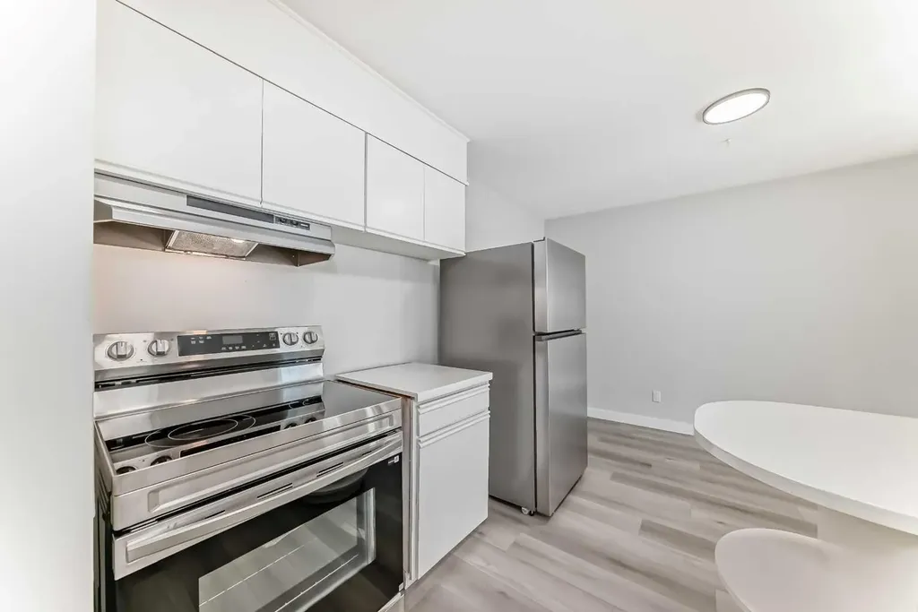 1508 45 Street SE Calgary AB T2A1N2
