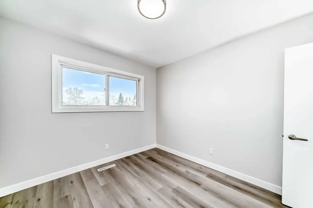 1508 45 Street SE Calgary AB T2A1N2