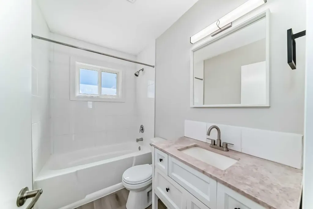 1508 45 Street SE Calgary AB T2A1N2