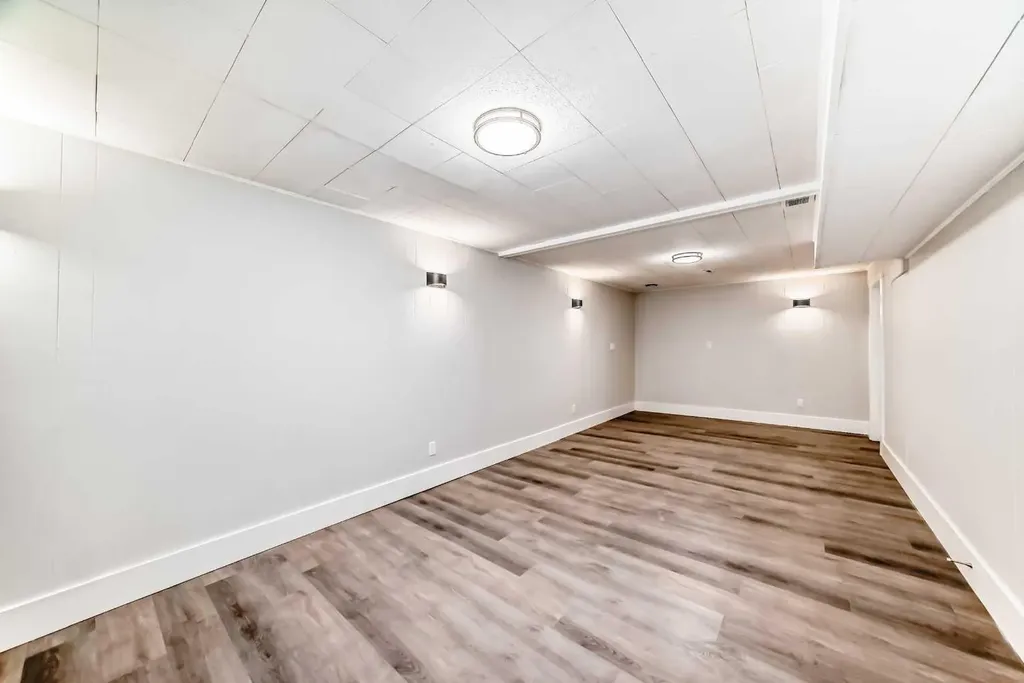1508 45 Street SE Calgary AB T2A1N2