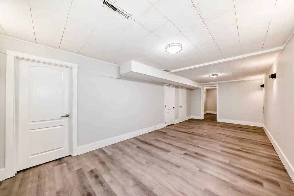 1508 45 Street SE Calgary AB T2A1N2