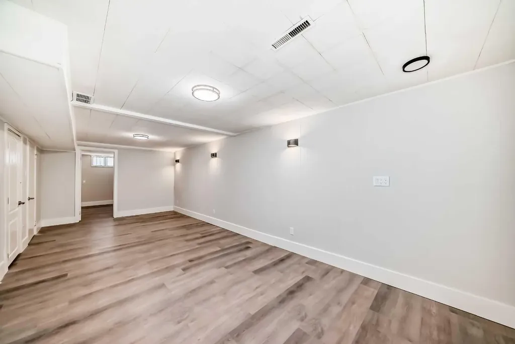 1508 45 Street SE Calgary AB T2A1N2