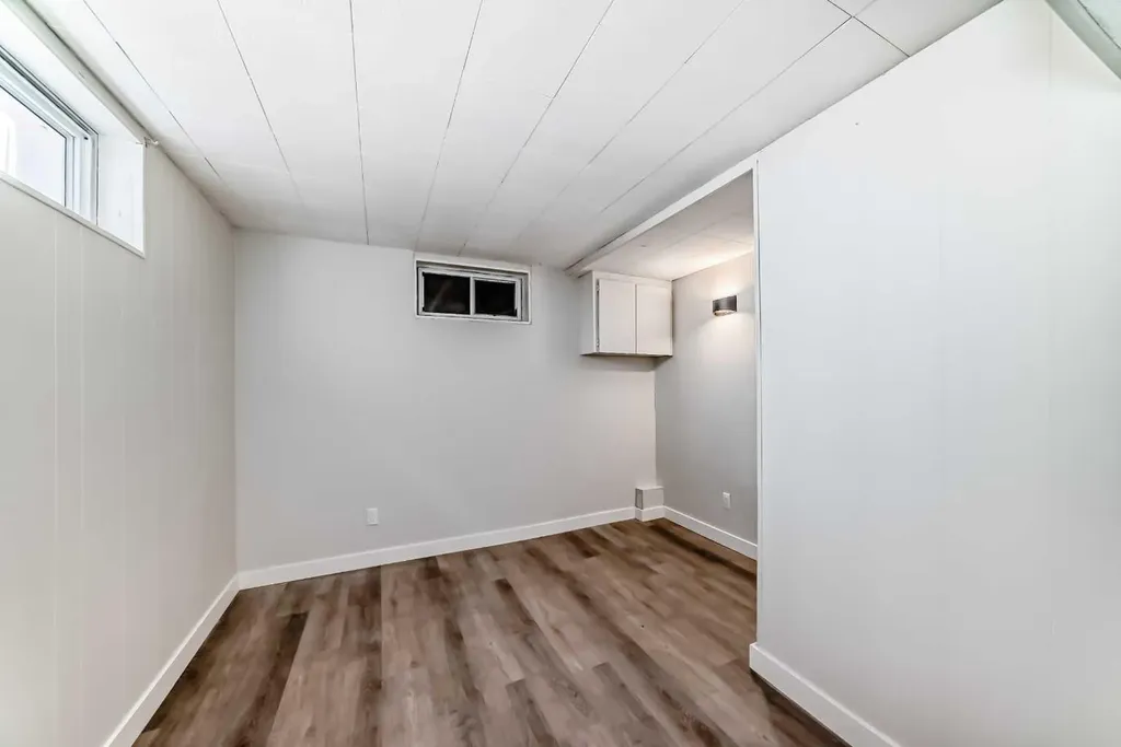 1508 45 Street SE Calgary AB T2A1N2