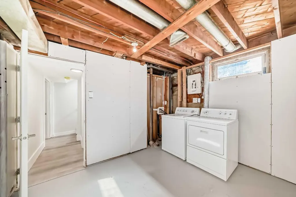 1508 45 Street SE Calgary AB T2A1N2