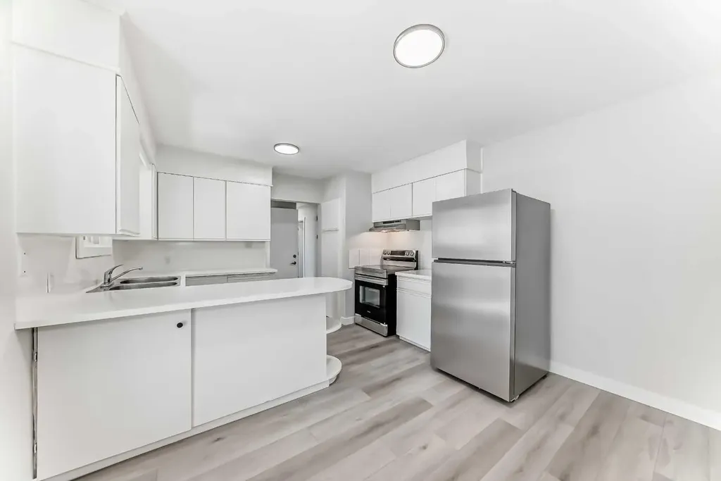 1508 45 Street SE Calgary AB T2A1N2