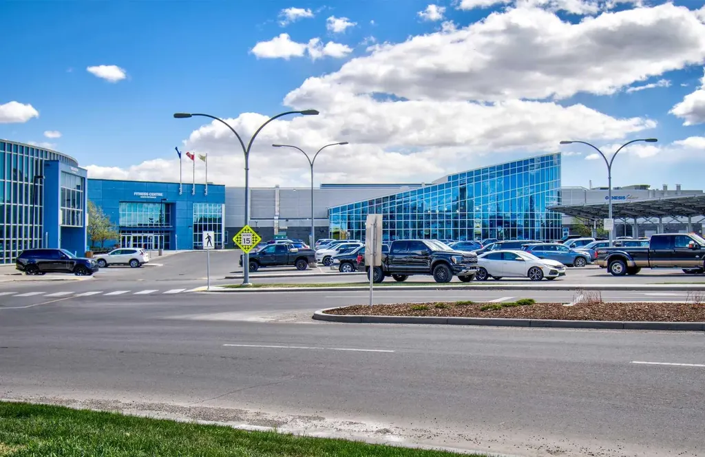 604 East Lake Boulevard NE Airdrie AB T4A 0G6