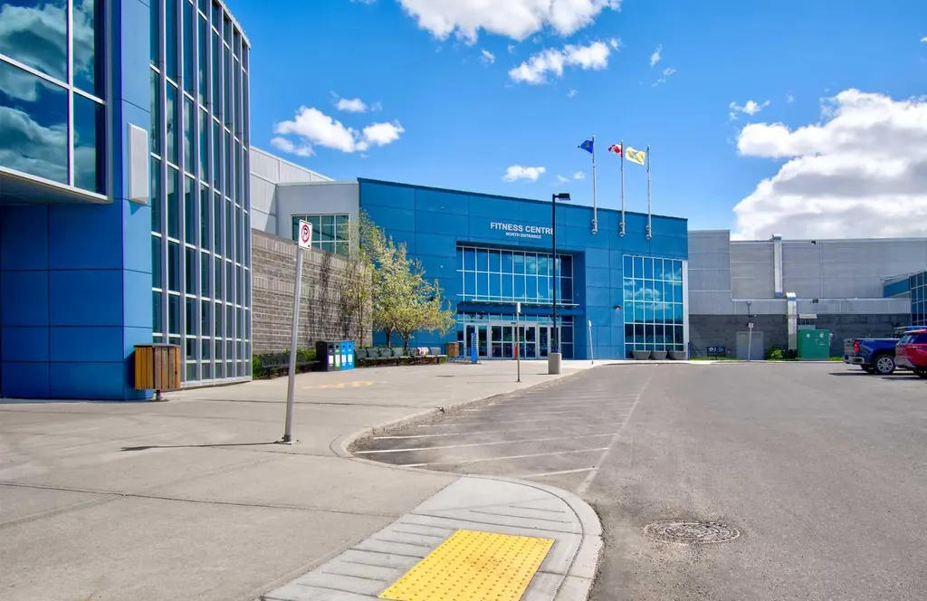 604 East Lake Boulevard NE Airdrie AB T4A 0G6