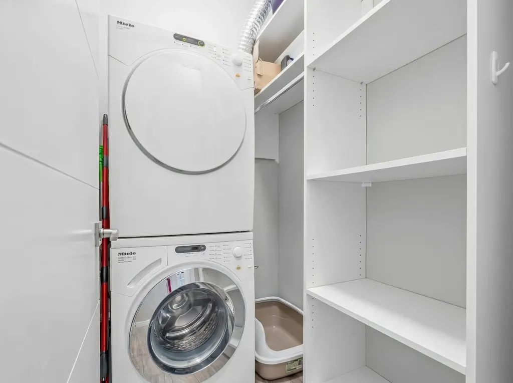 124 Mahogany Centre SE Calgary AB T3M 2Y1