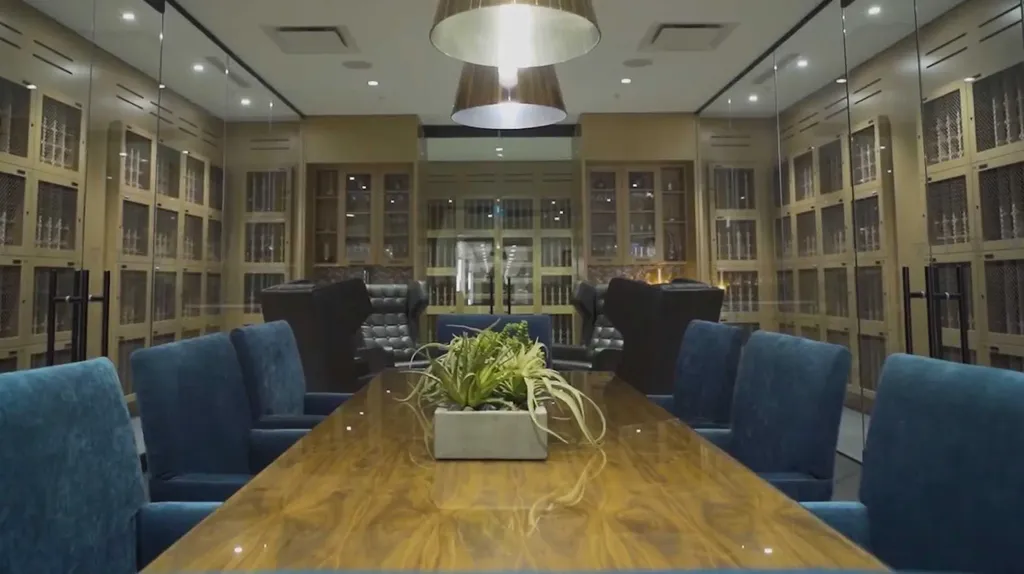 124 Mahogany Centre SE Calgary AB T3M 2Y1
