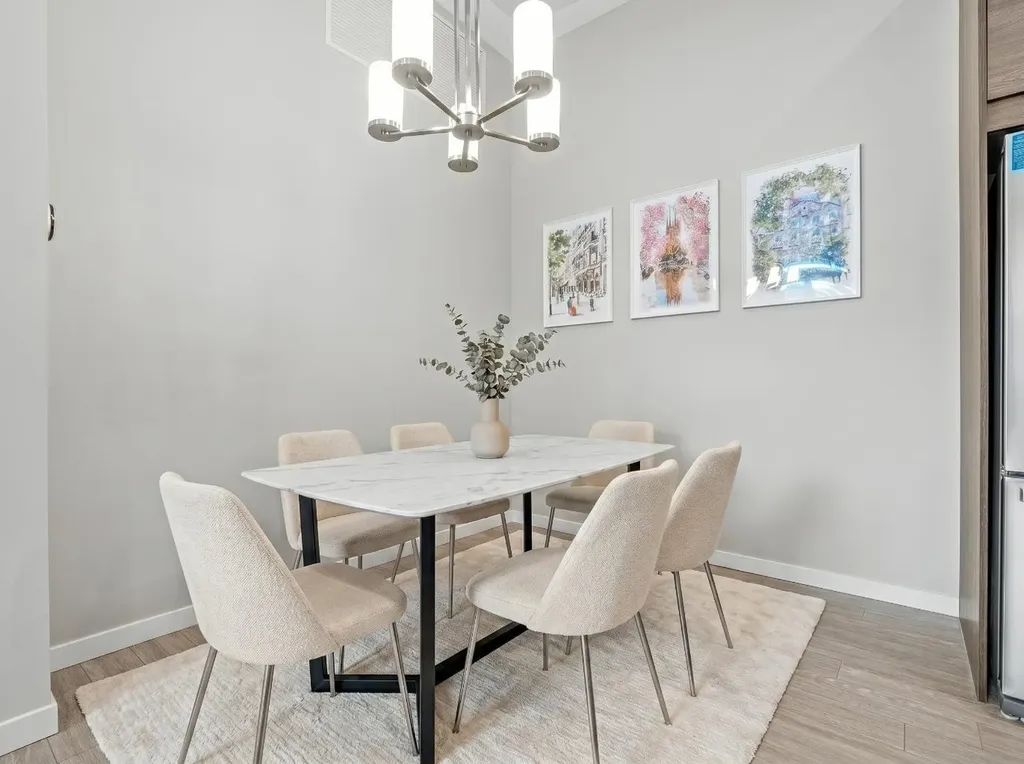 124 Mahogany Centre SE Calgary AB T3M 2Y1