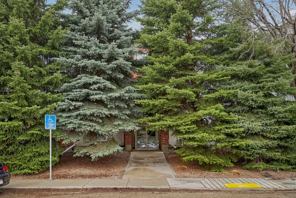 1415 17 Street SE Calgary AB T2G3V3