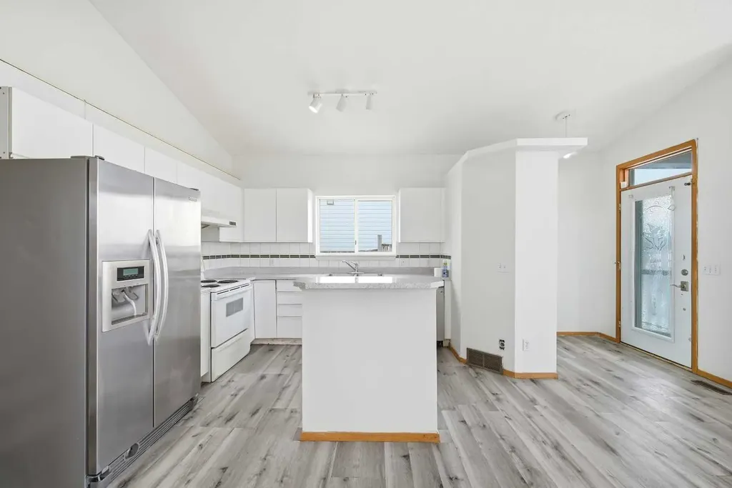3710 Catalina Boulevard NE Calgary AB T1Y6W6