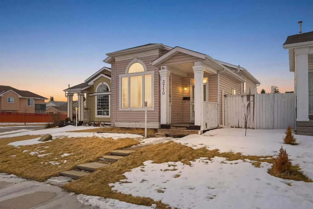 3710 Catalina Boulevard NE Calgary AB T1Y6W6