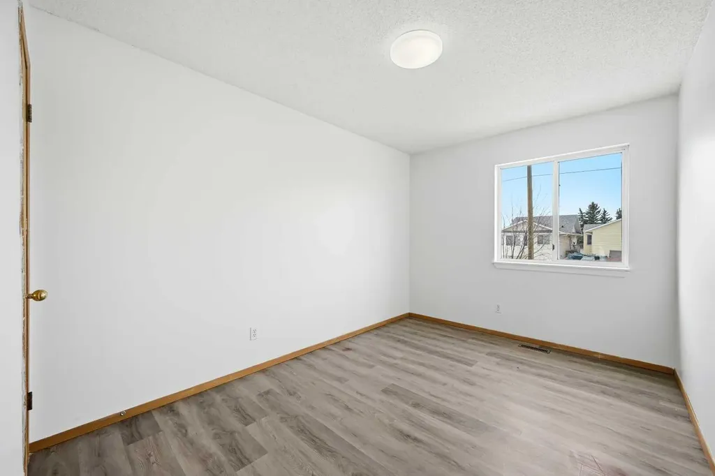 3710 Catalina Boulevard NE Calgary AB T1Y6W6