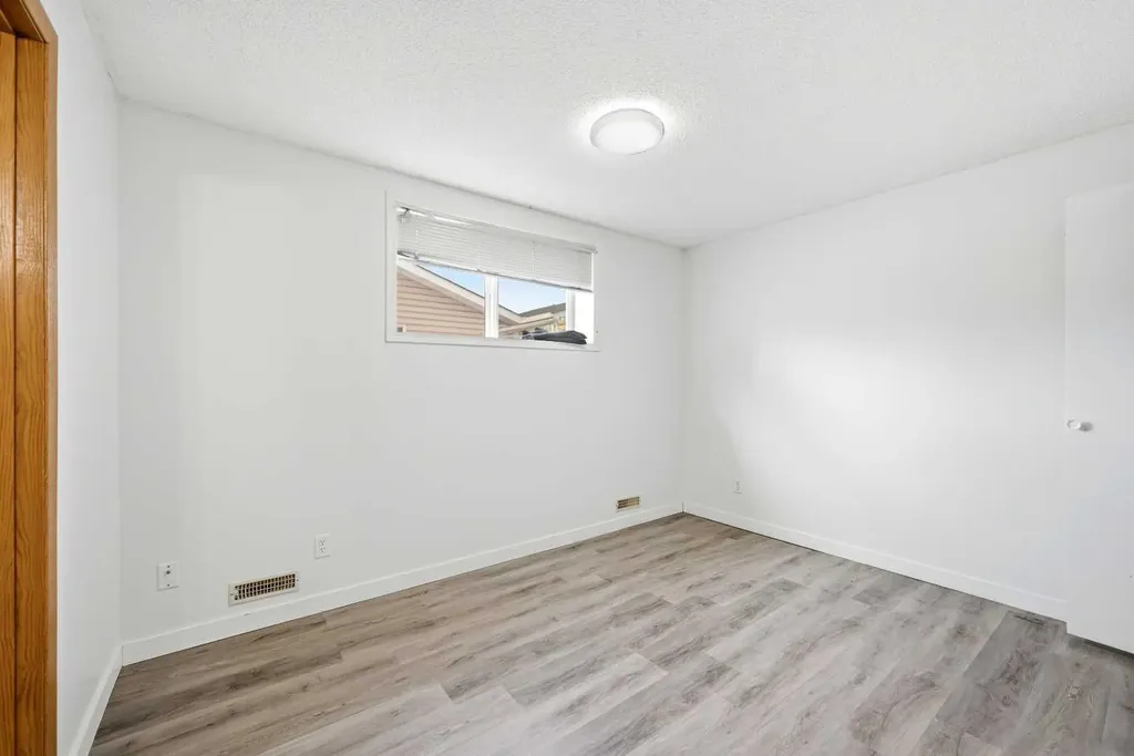 3710 Catalina Boulevard NE Calgary AB T1Y6W6