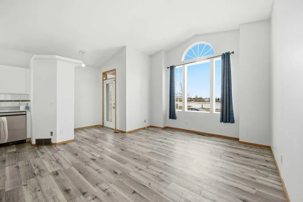 3710 Catalina Boulevard NE Calgary AB T1Y6W6