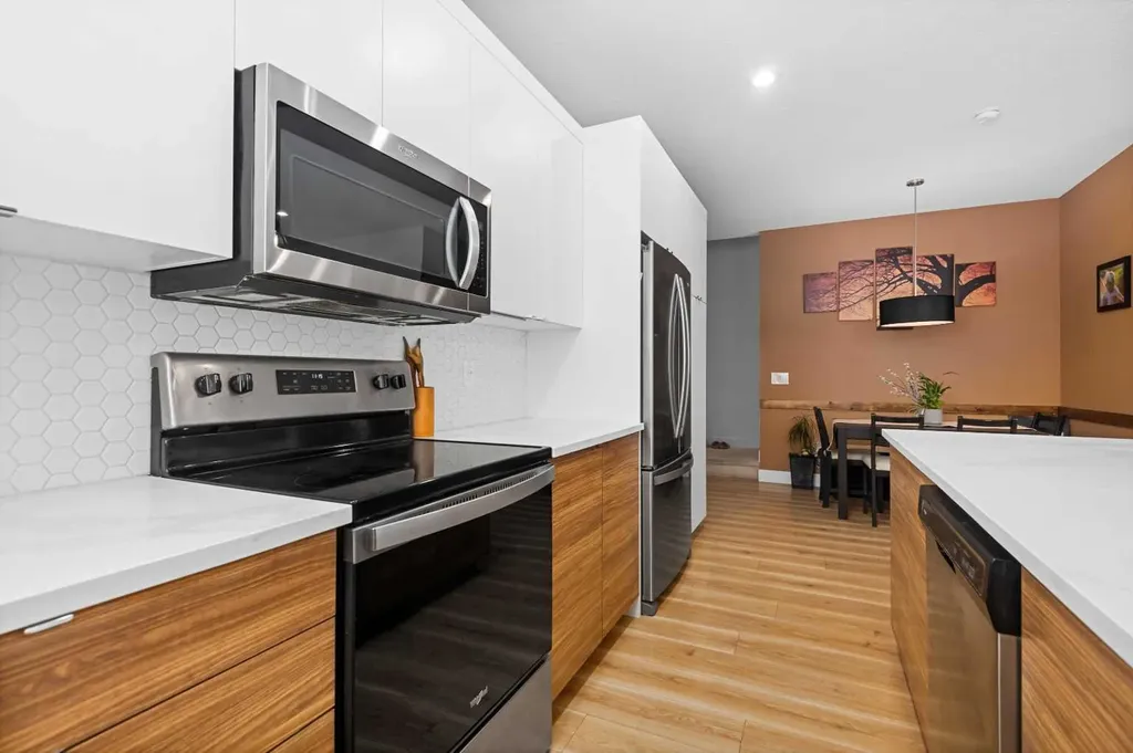 153 Savanna Walk NE Calgary AB T3J0Y3