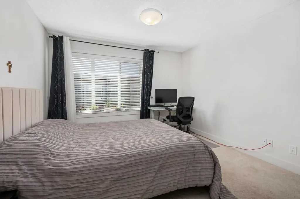 153 Savanna Walk NE Calgary AB T3J0Y3