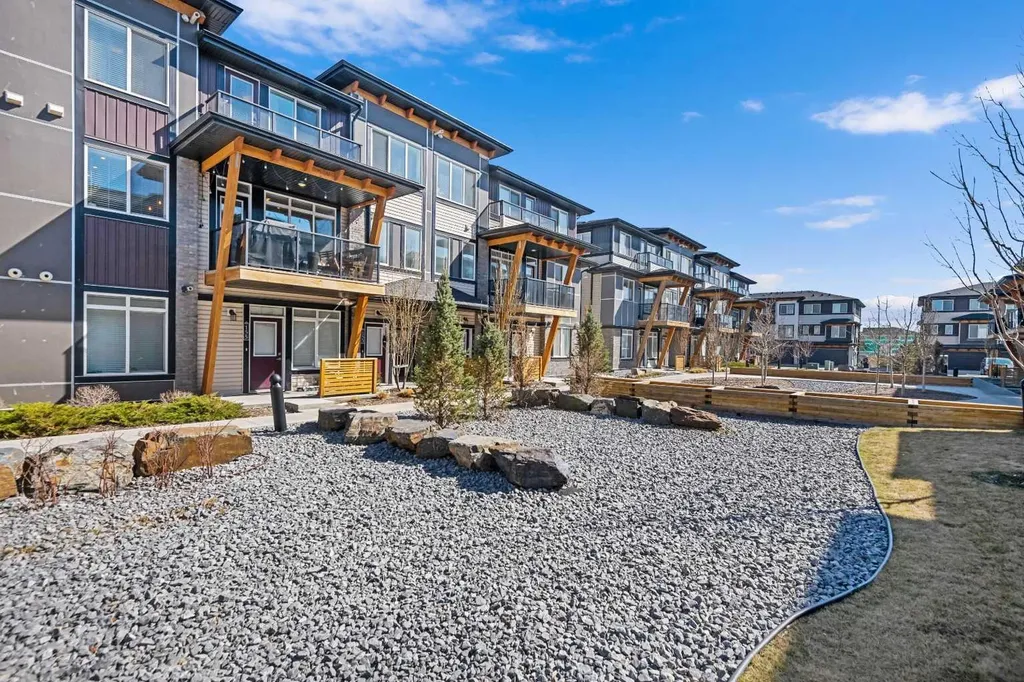 153 Savanna Walk NE Calgary AB T3J0Y3