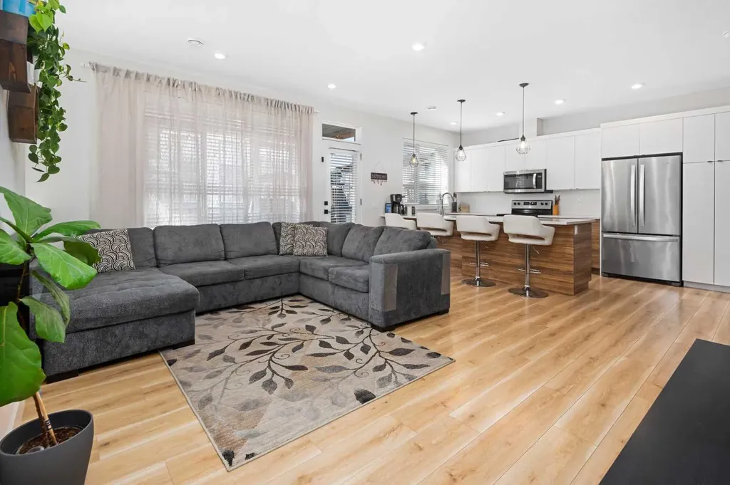153 Savanna Walk NE Calgary AB T3J0Y3