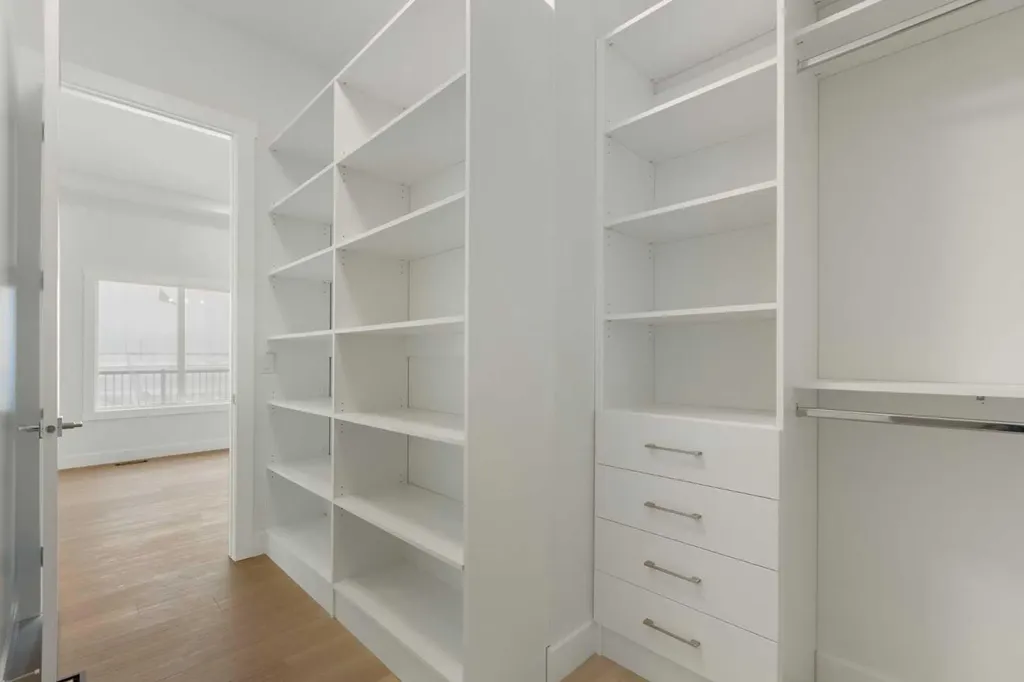 376 Muirfield Crescent Lyalta AB T0J1Y1