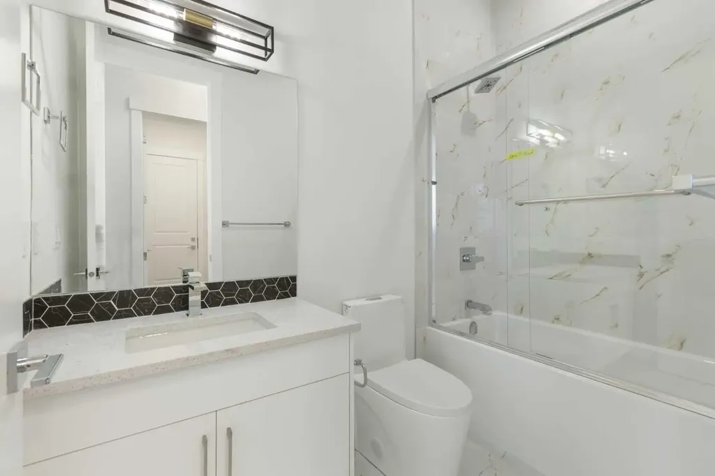 376 Muirfield Crescent Lyalta AB T0J1Y1