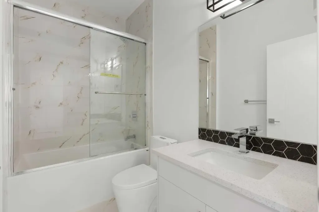 376 Muirfield Crescent Lyalta AB T0J1Y1