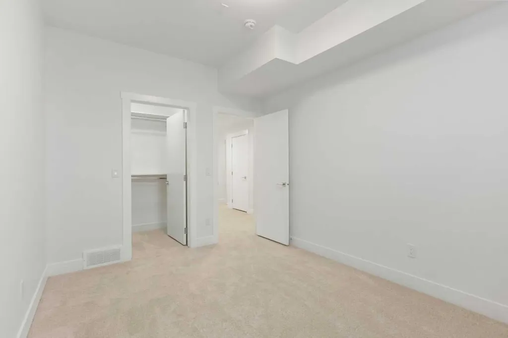 376 Muirfield Crescent Lyalta AB T0J1Y1