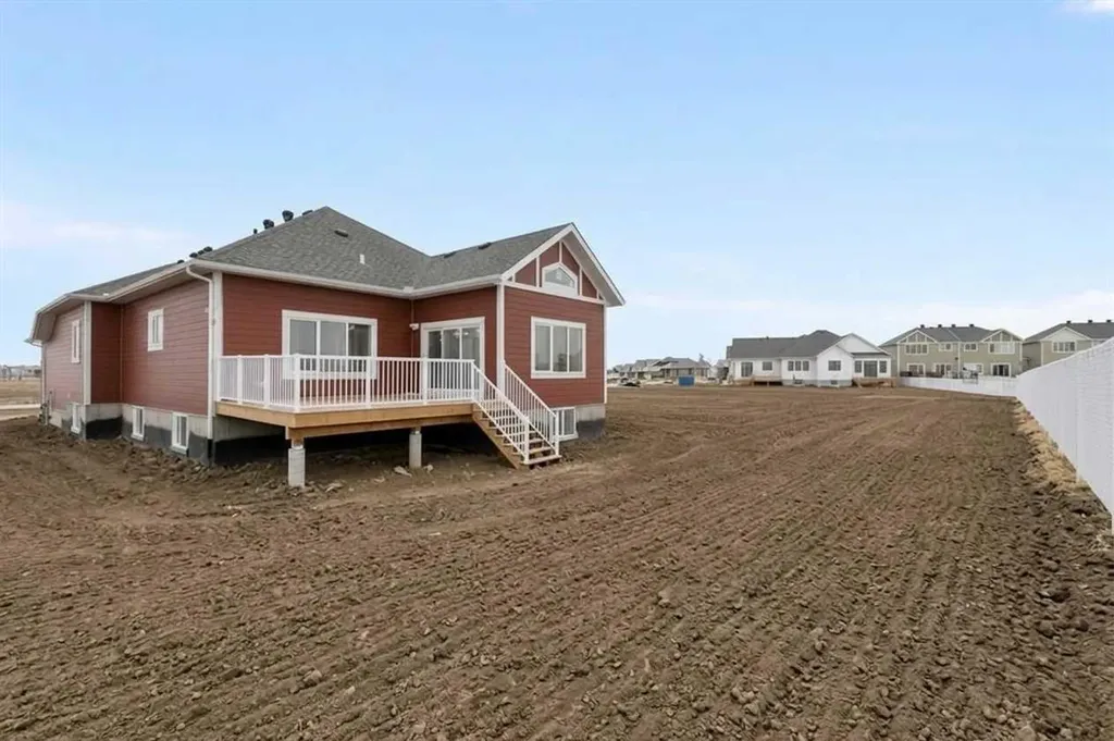 376 Muirfield Crescent Lyalta AB T0J1Y1
