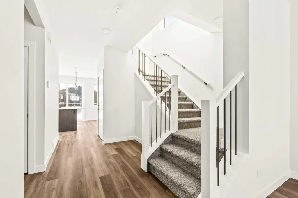 885 Livingston View NE Calgary AB T3P 2K7
