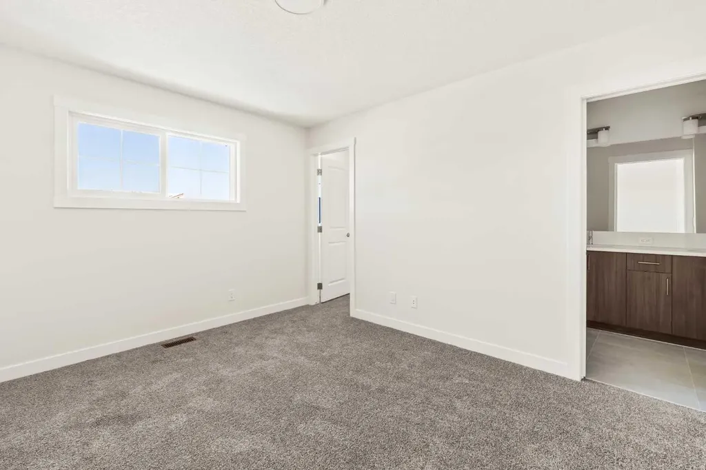 885 Livingston View NE Calgary AB T3P 2K7
