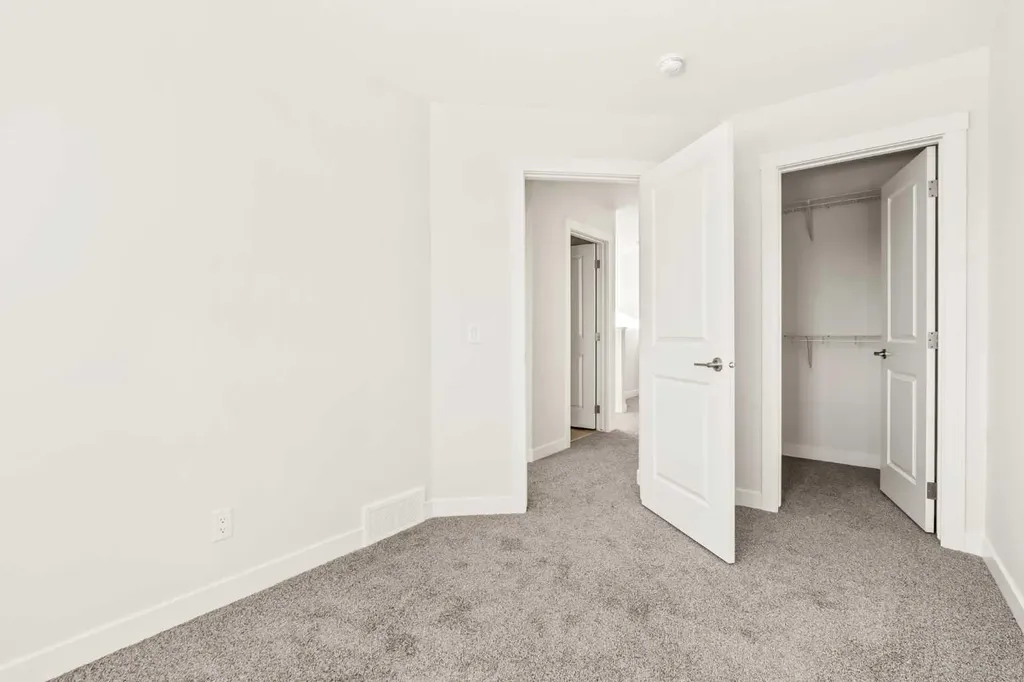 885 Livingston View NE Calgary AB T3P 2K7