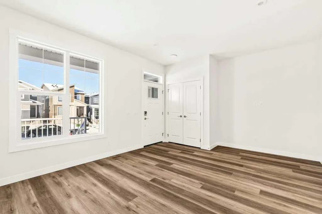 885 Livingston View NE Calgary AB T3P 2K7