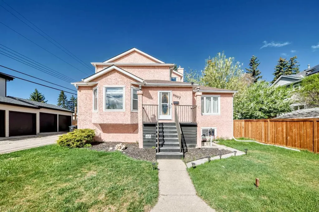 6907 6 Street SW Calgary AB T2V 5H8