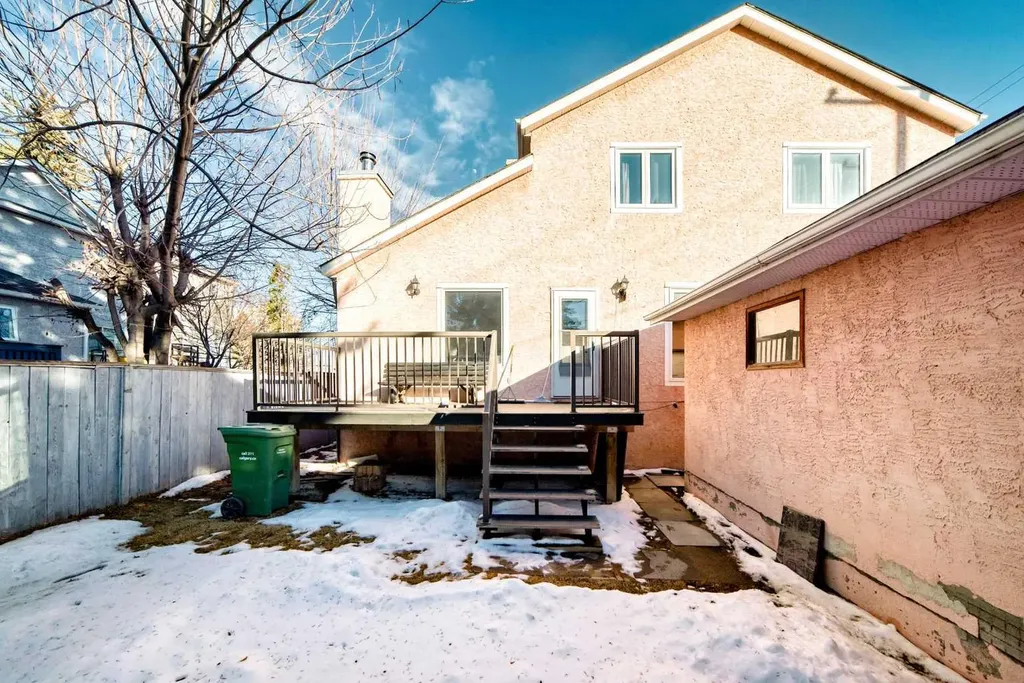 6907 6 Street SW Calgary AB T2V 5H8