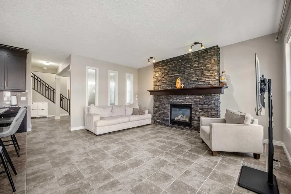 495 Cranford Drive SE Calgary AB T3M 1W1