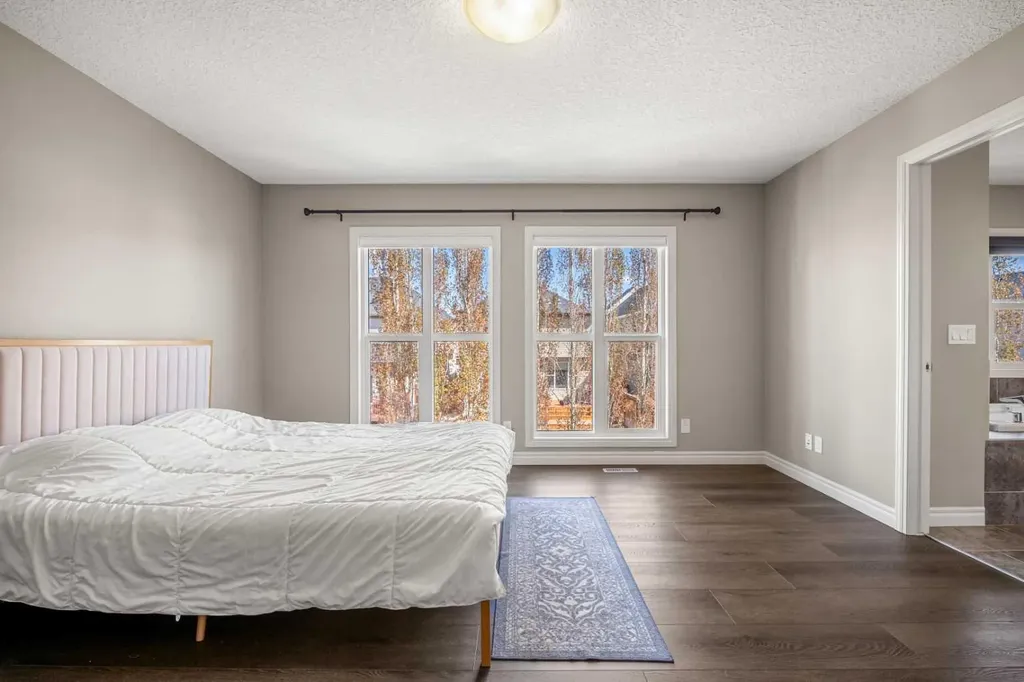 495 Cranford Drive SE Calgary AB T3M 1W1