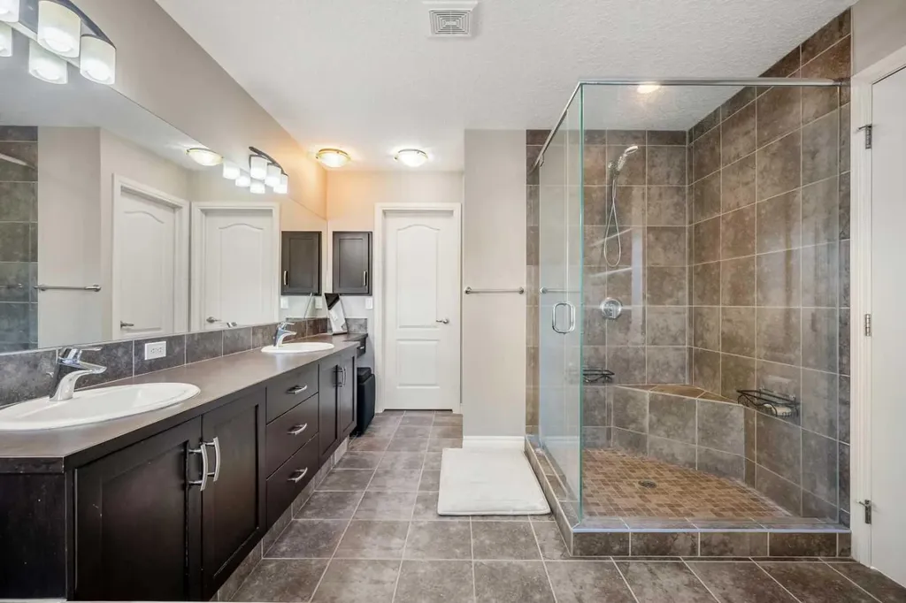 495 Cranford Drive SE Calgary AB T3M 1W1